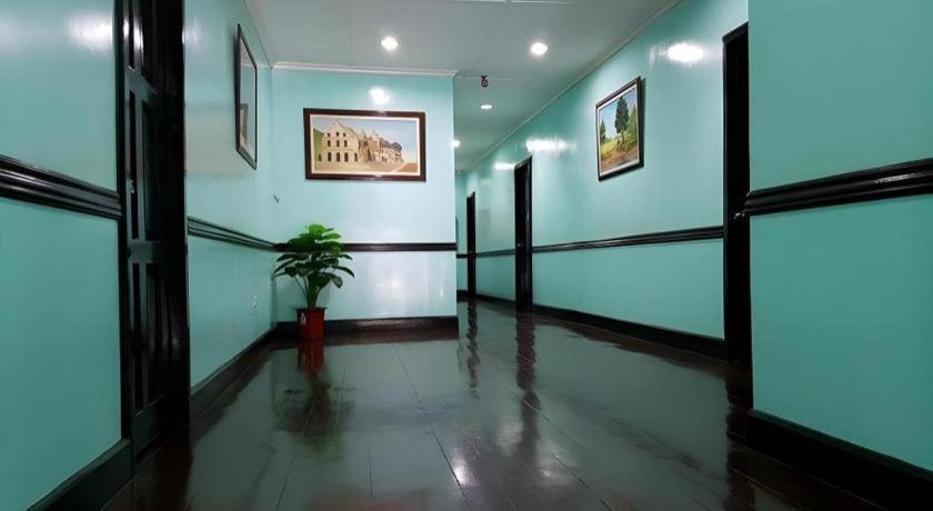 Vest Grand Suites Panglao Exterior foto