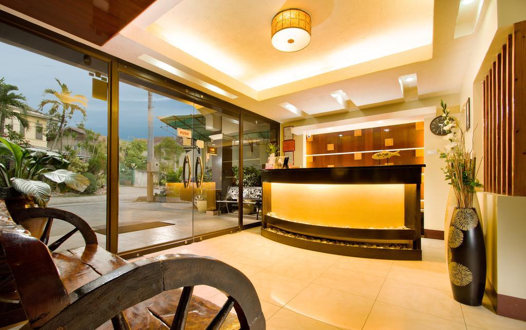 Vest Grand Suites Panglao Exterior foto